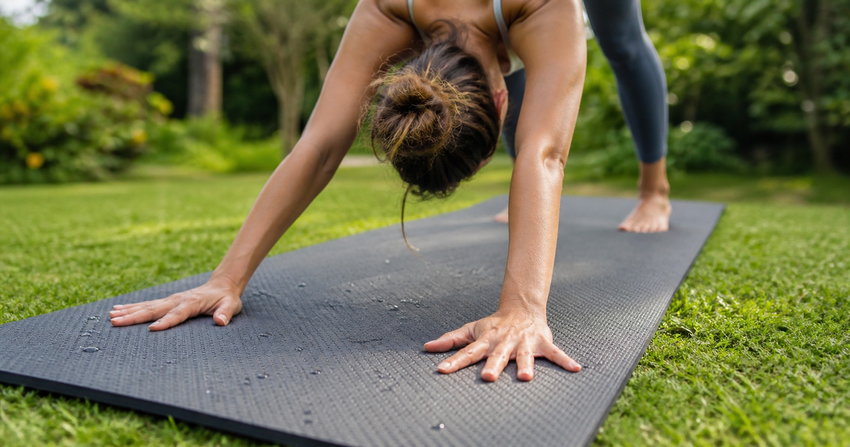 Các yếu tố cần biết khi chọn thảm yoga phù hợp cho buổi tập của bạn - image 2 Các yếu tố cần biết khi chọn thảm yoga phù hợp cho buổi tập của bạn - image 2